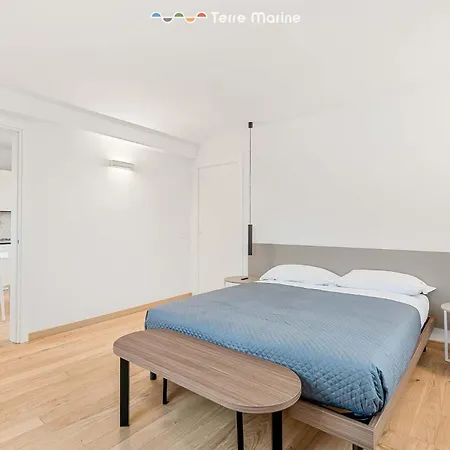 Le Dimore Dei Fiori, Terre Marine