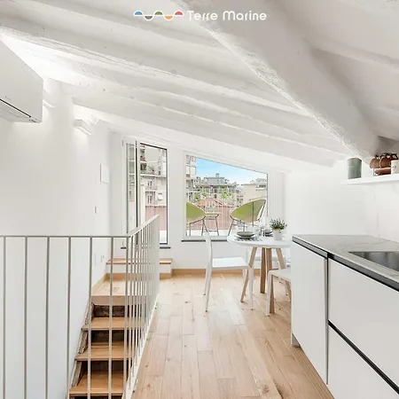 Le Dimore Dei Fiori, Terre Marine *