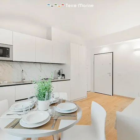 公寓 Le Dimore Dei Fiori, Terre Marine