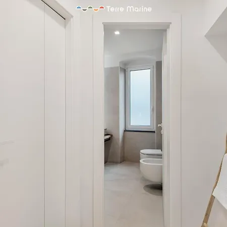 Le Dimore Dei Fiori, Terre Marine