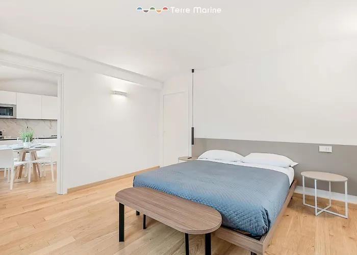 Le Dimore Dei Fiori, Terre Marine