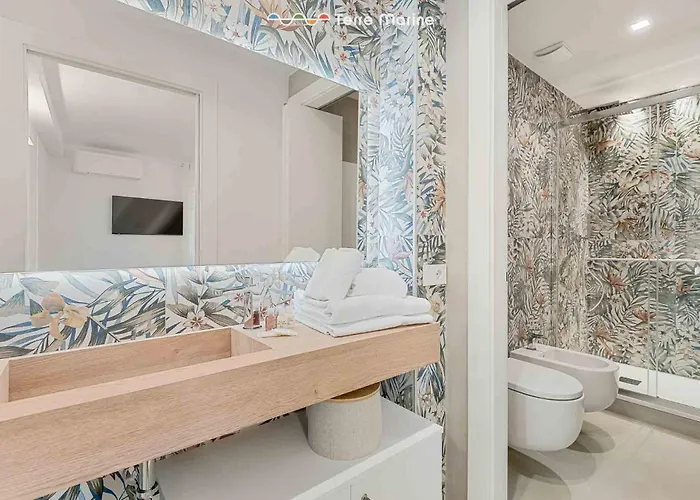 Le Dimore Dei Fiori, Terre Marine * Ла-Спеція