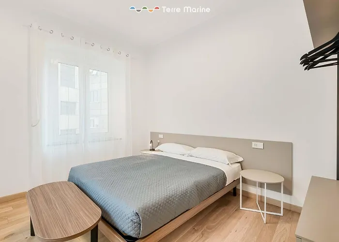 Le Dimore Dei Fiori, Terre Marine