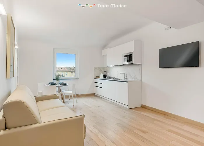 Le Dimore Dei Fiori, Terre Marine