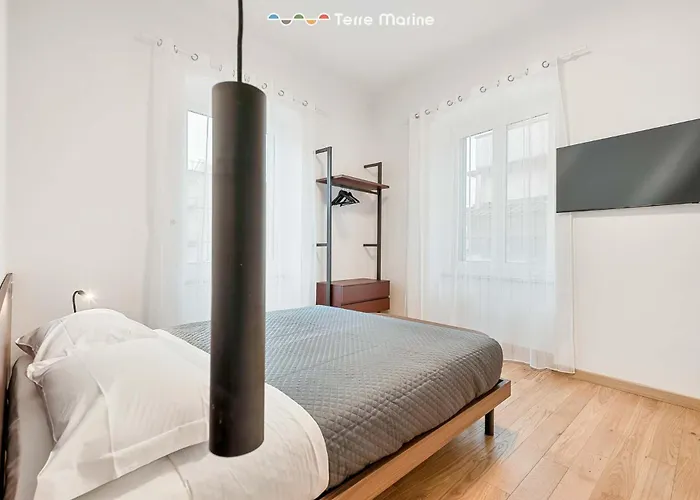 Le Dimore Dei Fiori, Terre Marine *