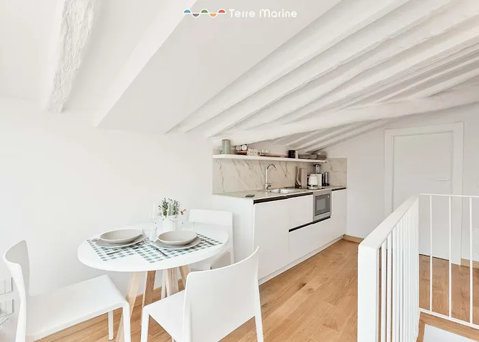 Le Dimore Dei Fiori, Terre Marine לה ספציה