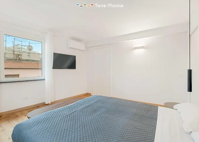 Le Dimore Dei Fiori, Terre Marine *